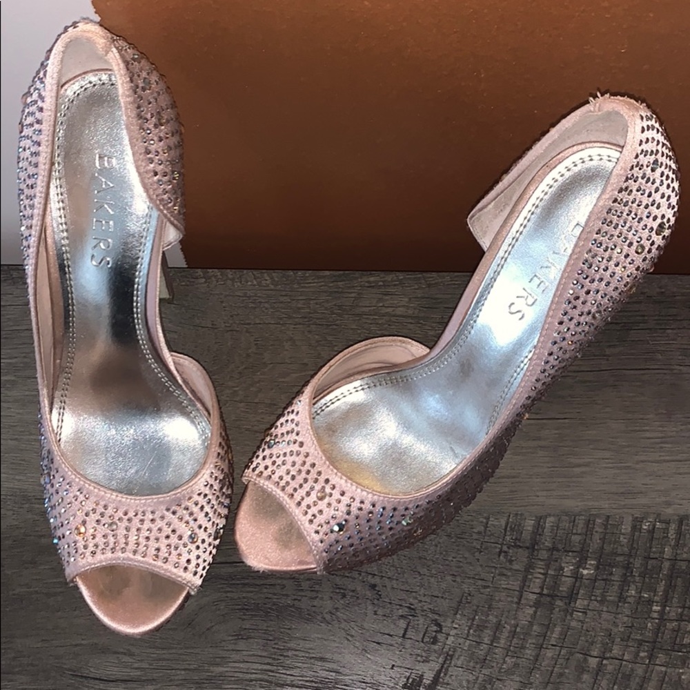 Heels - Picture 2 of 2